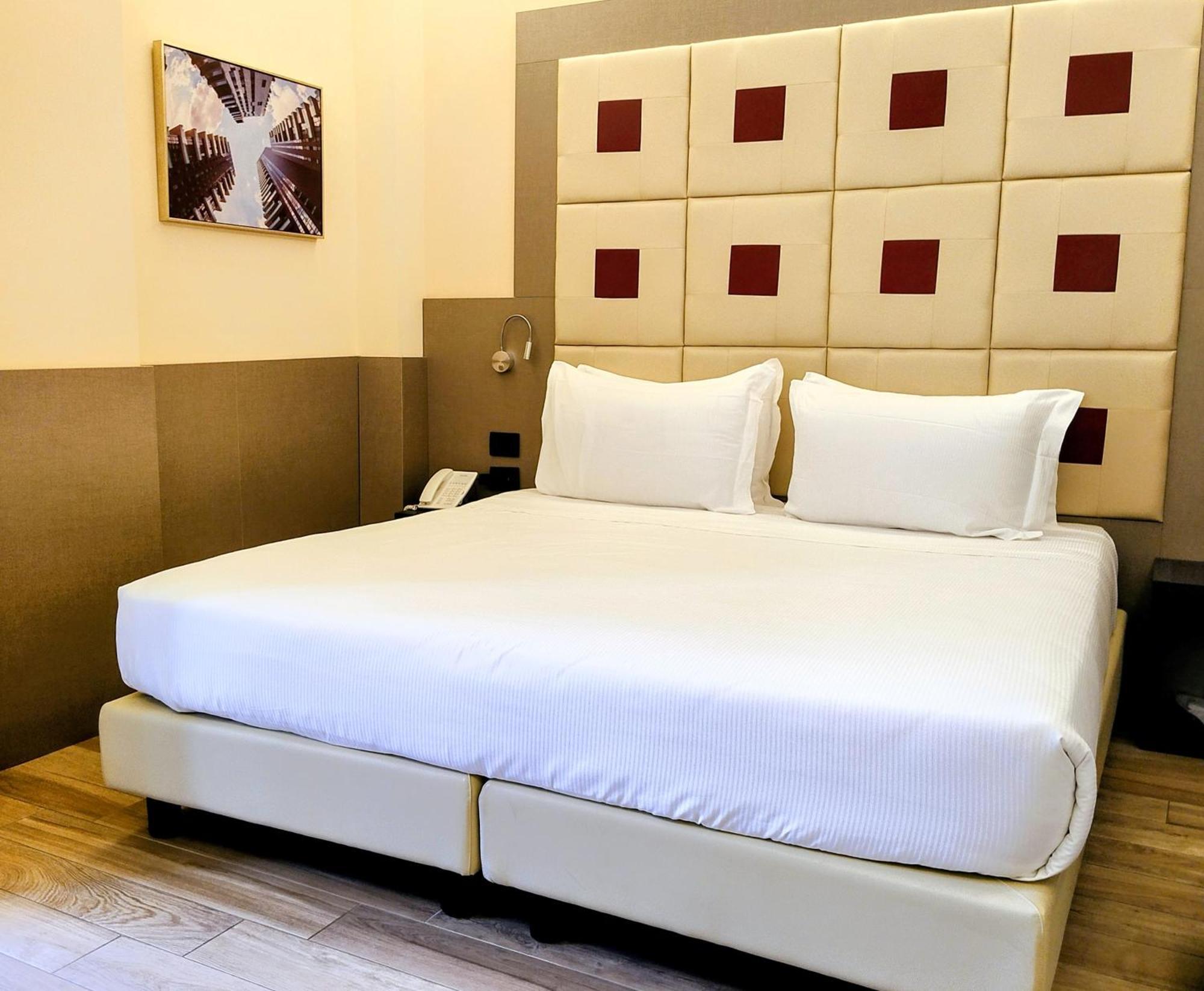 Jr Hotels Bocconi Milano — Foto 3